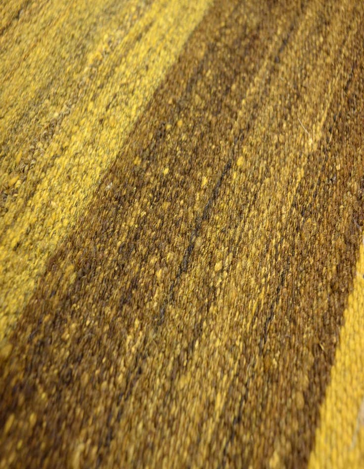 Detail image of  4' 2 x 5' 10  Hand Woven Kilim Afghan Wool Rug