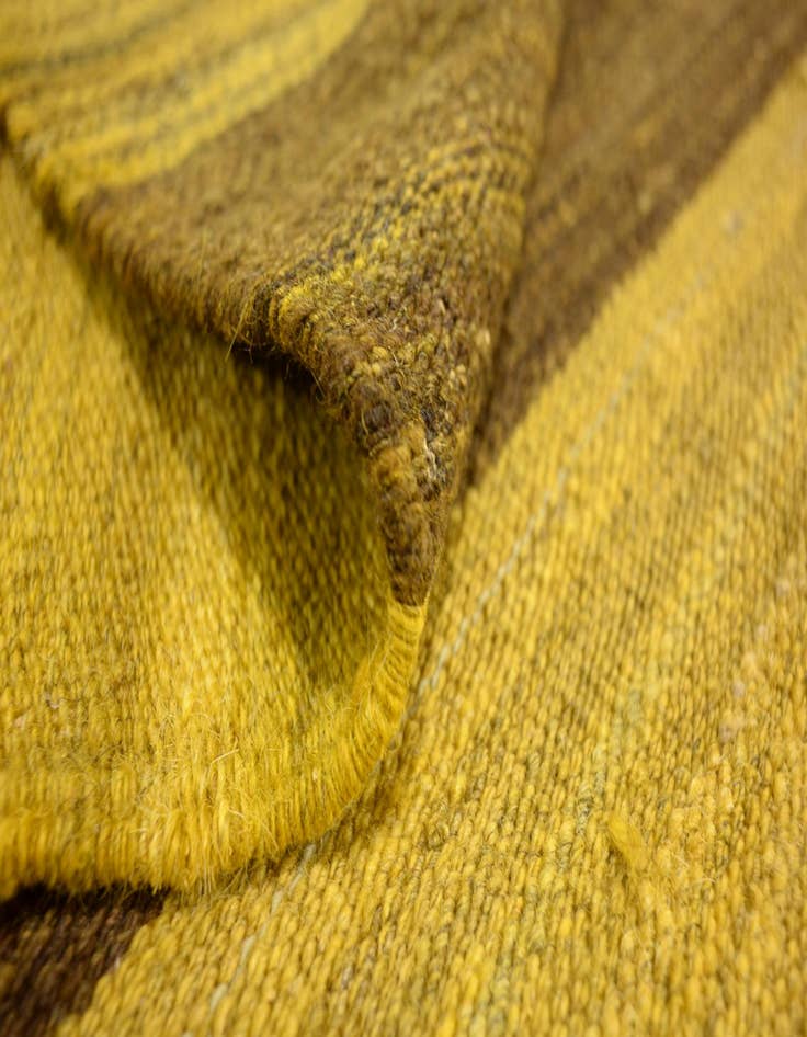 Detail image of  4' 2 x 5' 10  Hand Woven Kilim Afghan Wool Rug