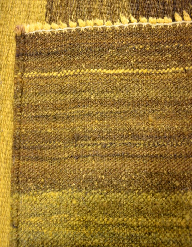 Detail image of  4' 2 x 5' 10  Hand Woven Kilim Afghan Wool Rug