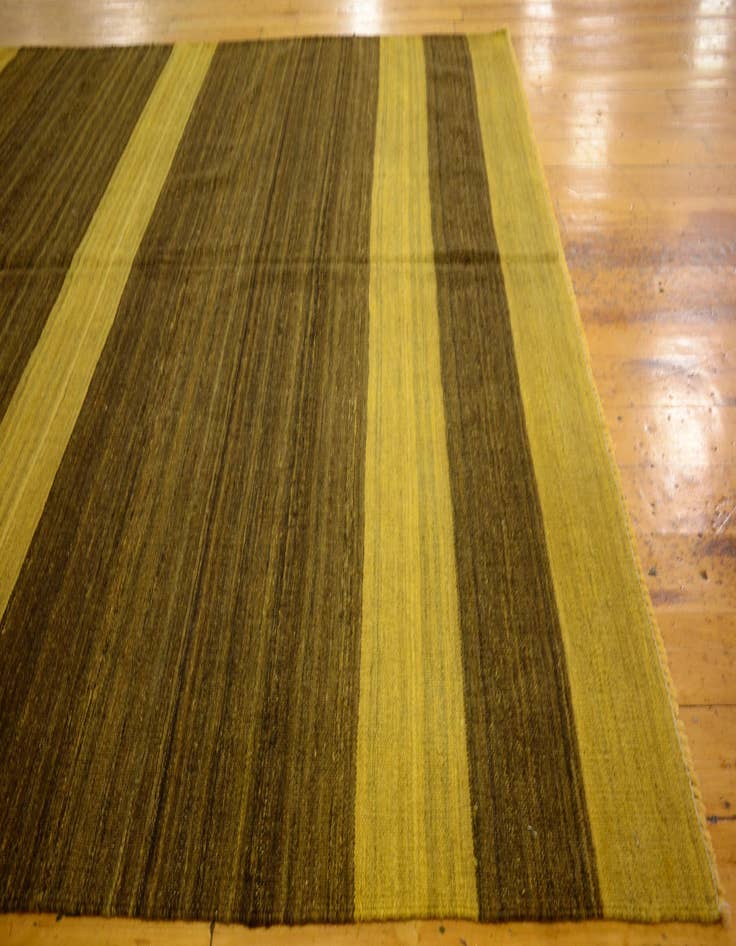 Detail image of  5' 3 x 6' 9  Hand Woven Kilim Afghan Wool Rug