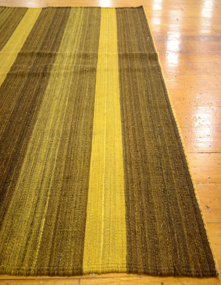 Detail image of  4' 2 x 5' 11  Hand Woven Kilim Afghan Wool Rug