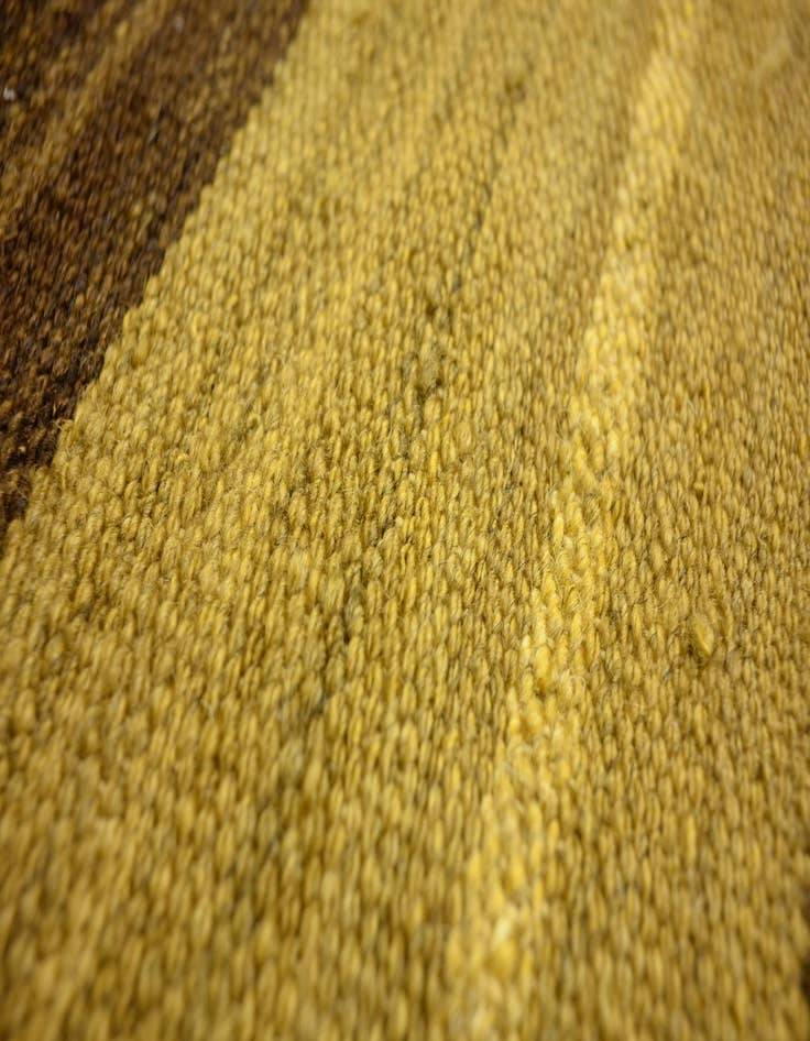 Detail image of  4' 2 x 5' 7  Hand Woven Kilim Afghan Wool Rug