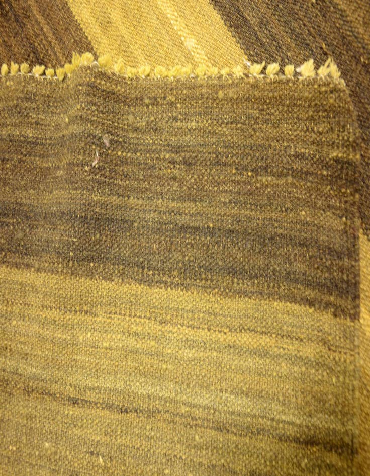 Detail image of  4' 2 x 5' 7  Hand Woven Kilim Afghan Wool Rug