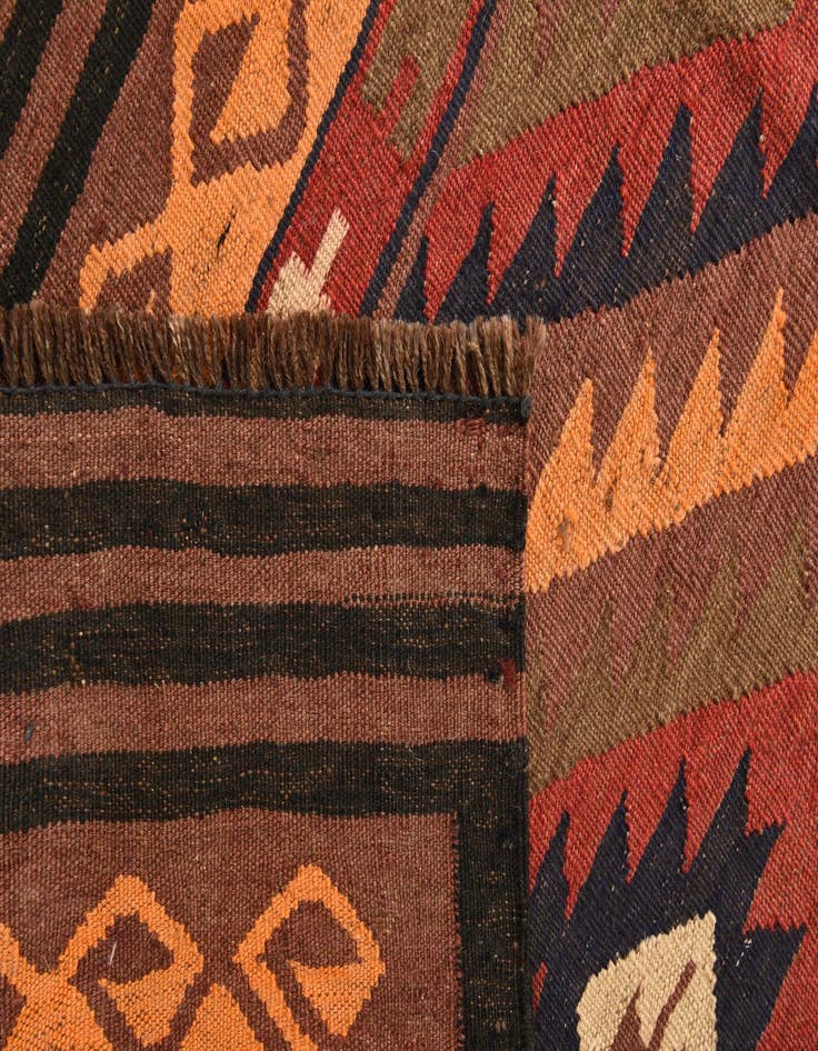 Detail image of  5' 6 x 10' 6  Hand Woven Kilim Fars Wool Rug