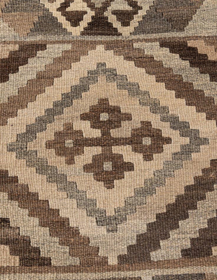 Detail image of  3' 11 x 6' 9  Hand Woven Kilim Maymana Wool Rug