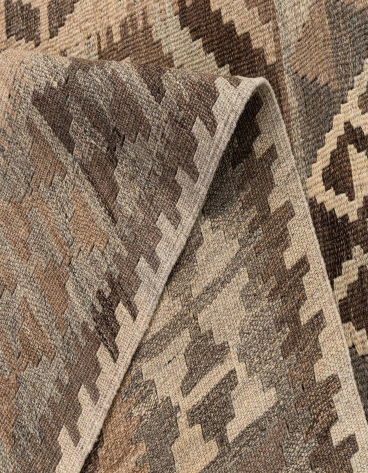 Detail image of  3' 11 x 6' 9  Hand Woven Kilim Maymana Wool Rug