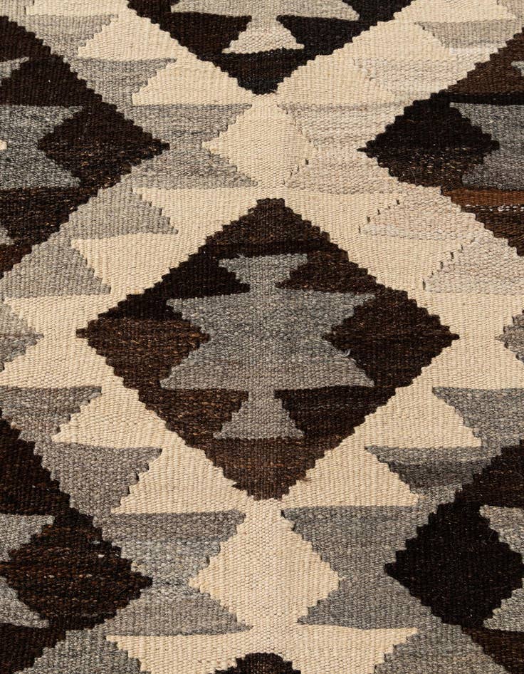 Detail image of  5' x 6' 7  Hand Woven Kilim Maymana Wool Rug
