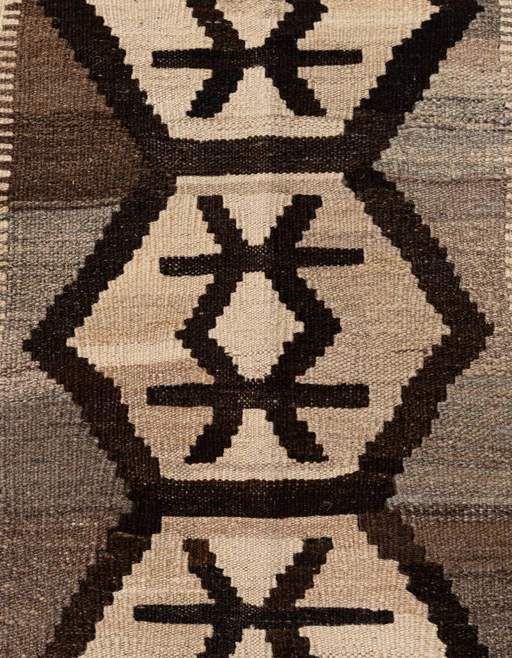 Detail image of  5' x 6' 9  Hand Woven Kilim Maymana Wool Rug