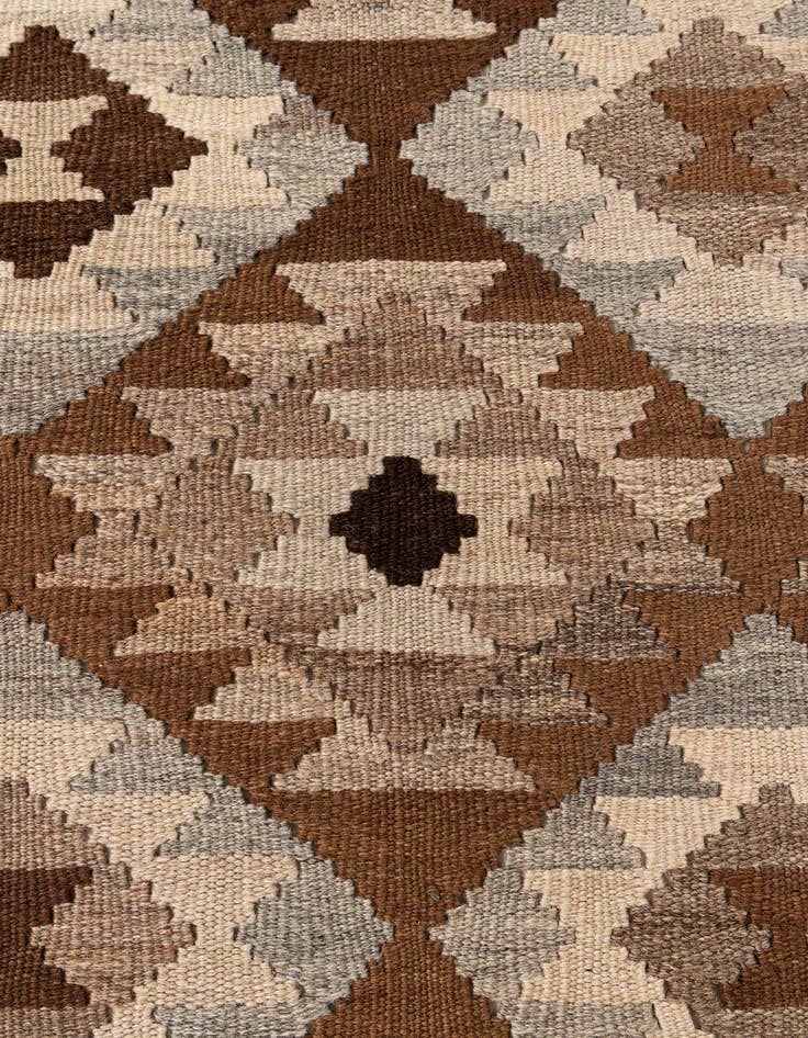 Detail image of  6' 8 x 9' 6  Hand Woven Kilim Maymana Wool Rug