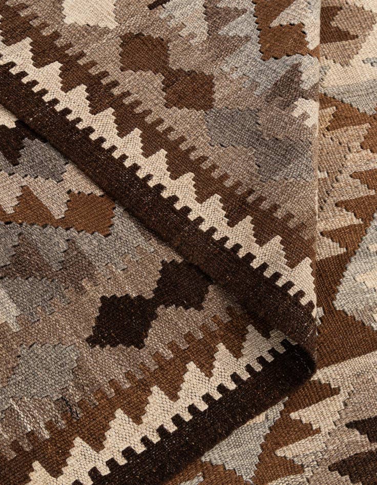 Detail image of  6' 8 x 9' 6  Hand Woven Kilim Maymana Wool Rug