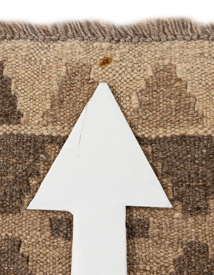 Detail image of  6' 11 x 9' 8  Hand Woven Kilim Maymana Wool Rug