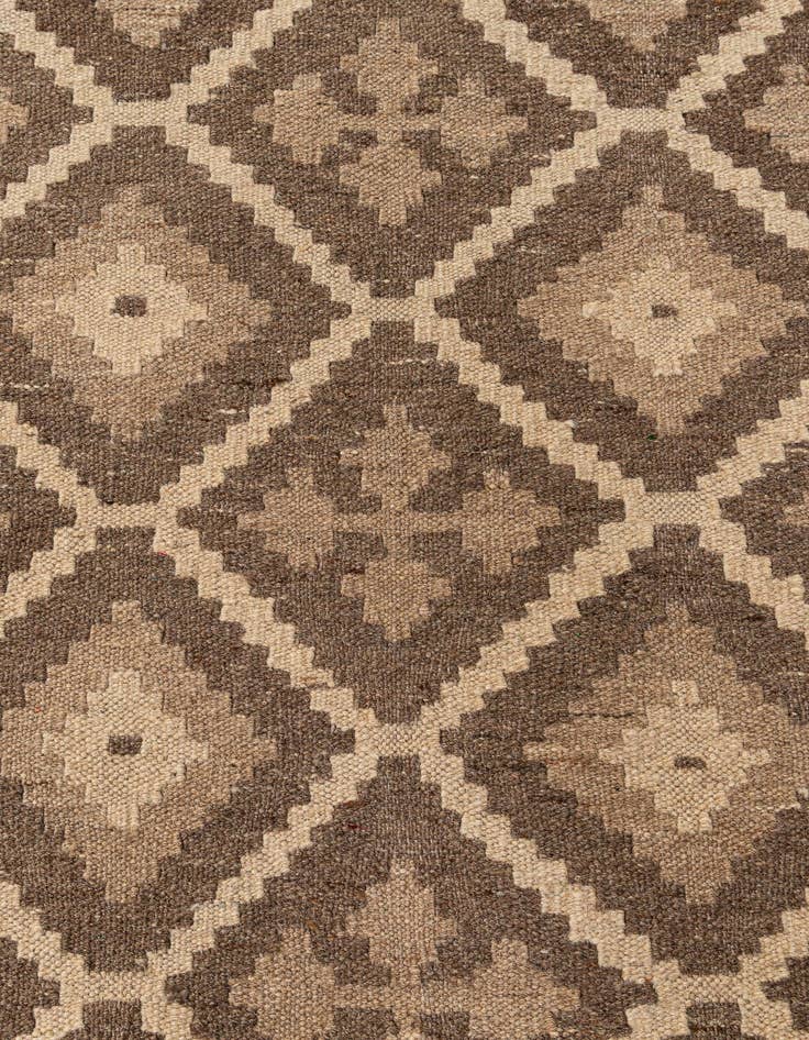 Detail image of  6' 11 x 9' 8  Hand Woven Kilim Maymana Wool Rug