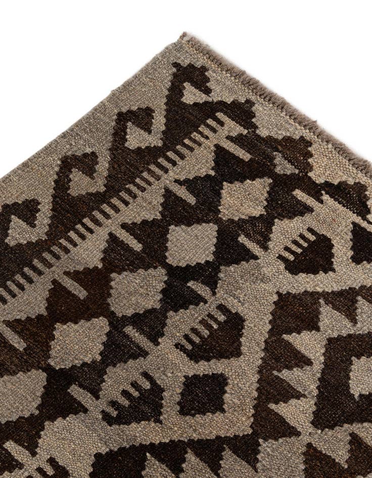 Detail image of  6' 10 x 9' 7  Hand Woven Kilim Maymana Wool Rug