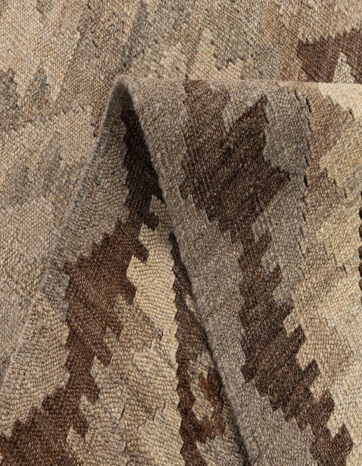 Detail image of  3' 5 x 4' 9  Hand Woven Kilim Maymana Wool Rug