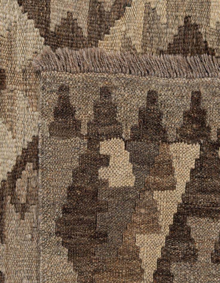 Detail image of  3' 5 x 4' 9  Hand Woven Kilim Maymana Wool Rug