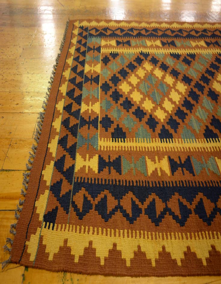 Detail image of  3' 3 x 6' 4  Hand Woven Kilim Maymana Wool Rug