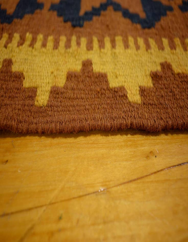 Detail image of  3' 3 x 6' 4  Hand Woven Kilim Maymana Wool Rug