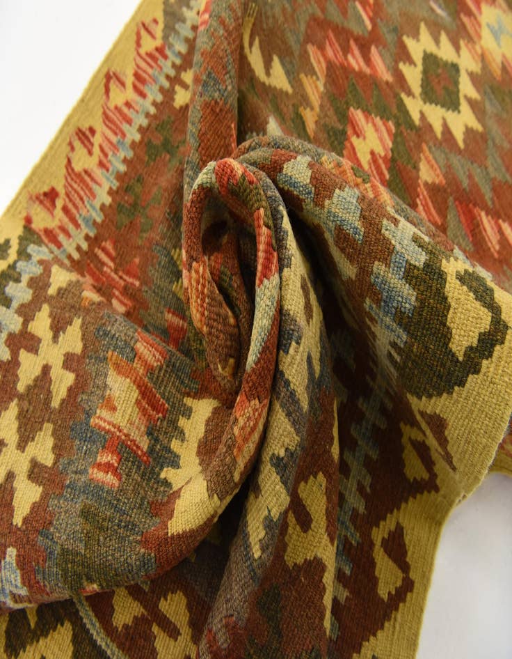 Detail image of  3' 4 x 6' 6  Hand Woven Kilim Maymana Wool Rug