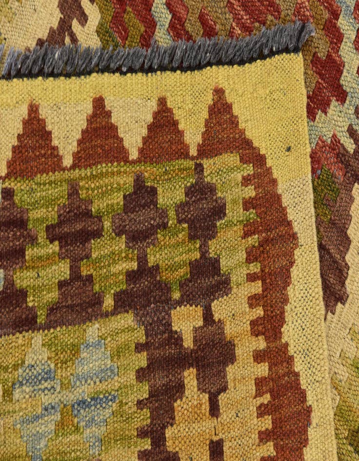 Detail image of  3' 4 x 6' 5  Hand Woven Kilim Maymana Wool Rug