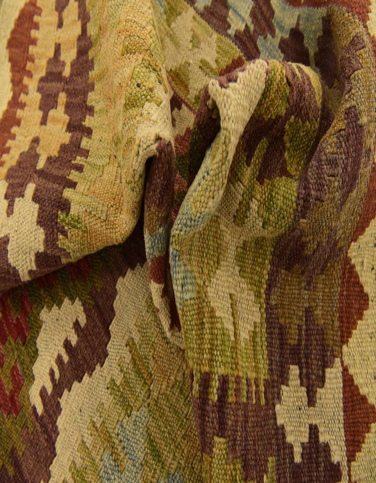 Detail image of  3' 4 x 6' 5  Hand Woven Kilim Maymana Wool Rug