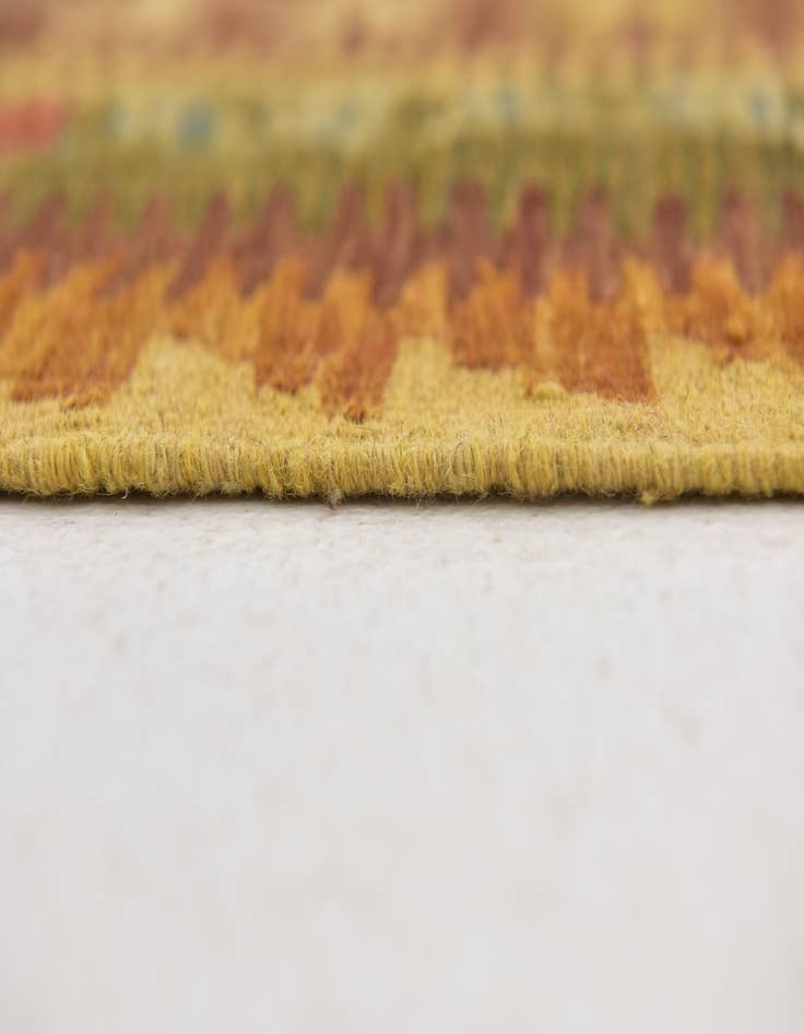 Detail image of 4' 10 x 6' 7 Hand Woven Kilim Maymana Wool Rug