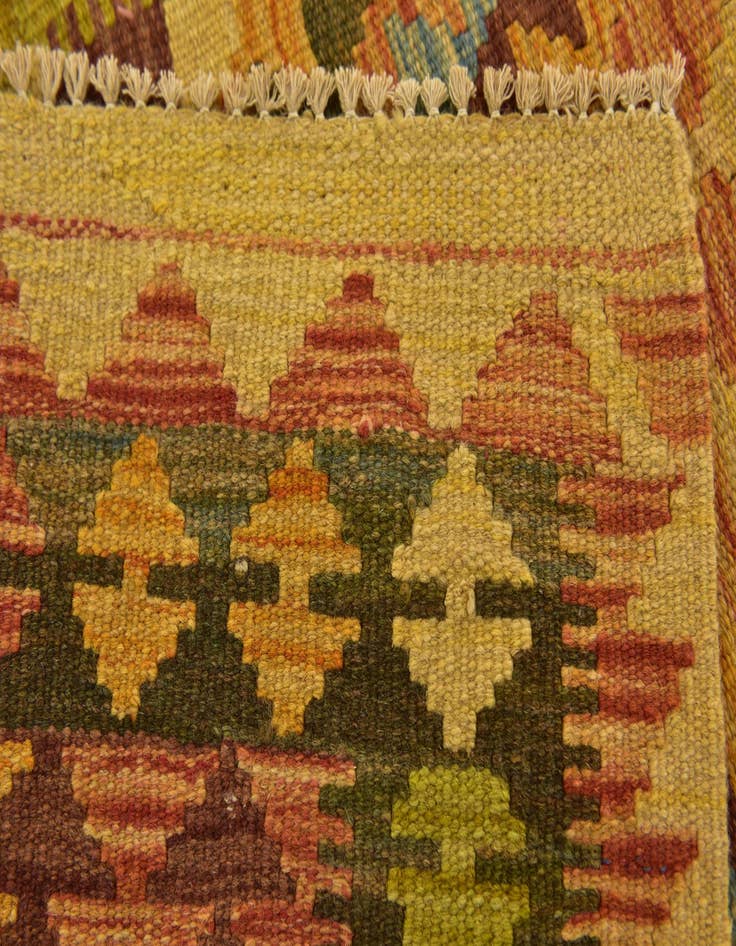 Detail image of  3' 6 x 6' 5  Hand Woven Kilim Maymana Wool Rug