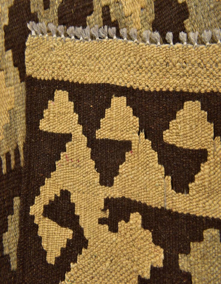 Detail image of  3' 2 x 4' 9  Hand Woven Kilim Maymana Wool Rug