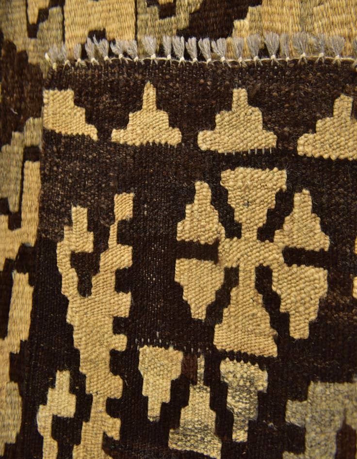 Detail image of  3' 4 x 5'  Hand Woven Kilim Maymana Wool Rug