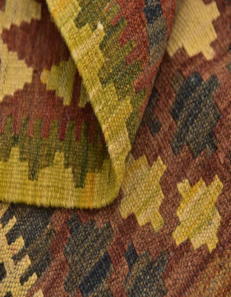 Detail image of  2' 8 x 4'  Hand Woven Kilim Maymana Wool Rug