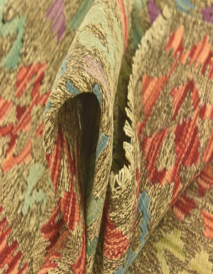 Detail image of 2' 8 x 4' 1 Hand Woven Kilim Maymana Wool Rug