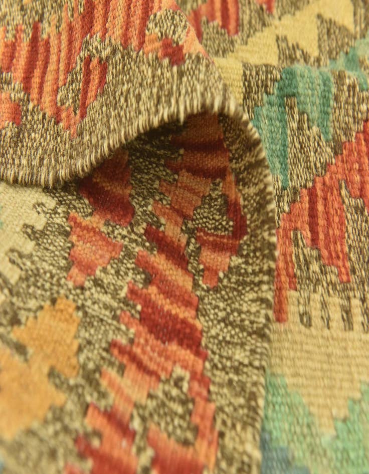 Detail image of  4' x 6' 4  Hand Woven Kilim Maymana Wool Rug