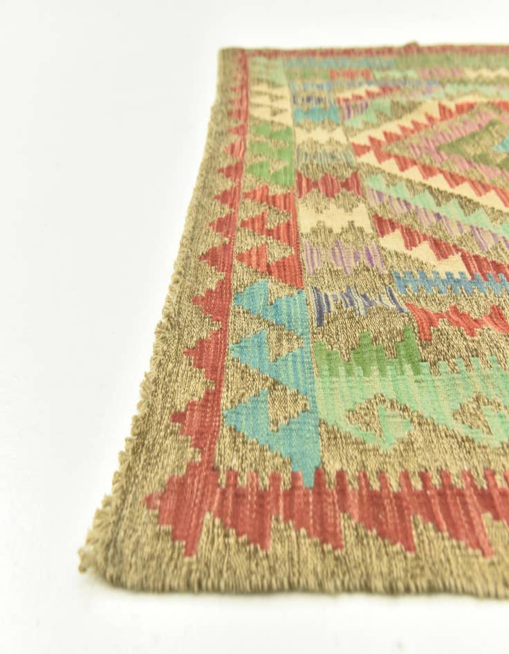 Detail image of  4' 2 x 5' 9  Hand Woven Kilim Maymana Wool Rug