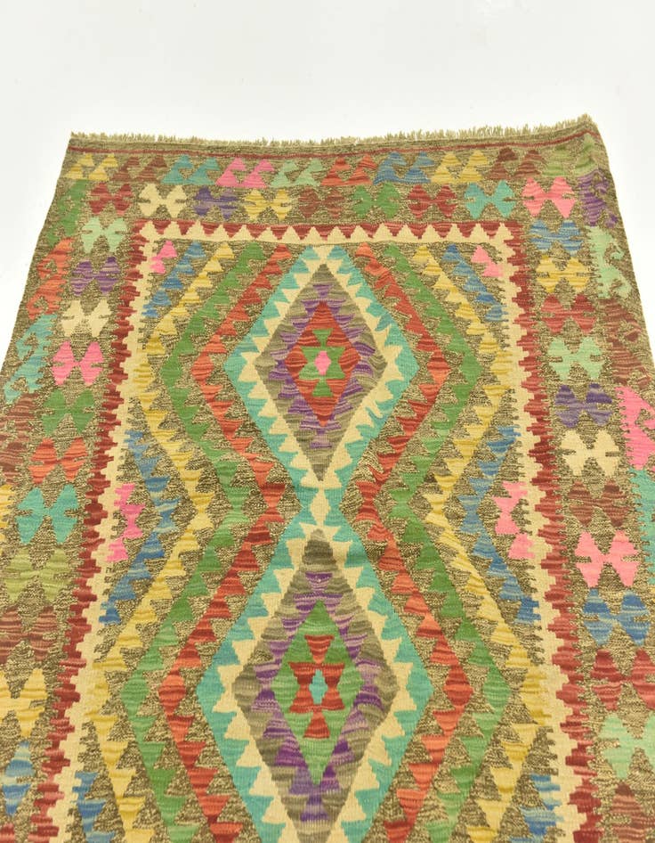 Detail image of  4' 1 x 5' 10  Hand Woven Kilim Maymana Wool Rug