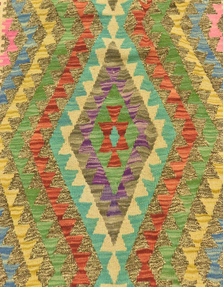 Detail image of  4' 1 x 5' 10  Hand Woven Kilim Maymana Wool Rug