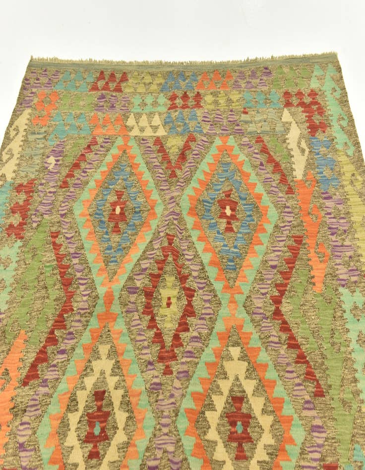 Detail image of  5' 1 x 6' 4  Hand Woven Kilim Maymana Wool Rug