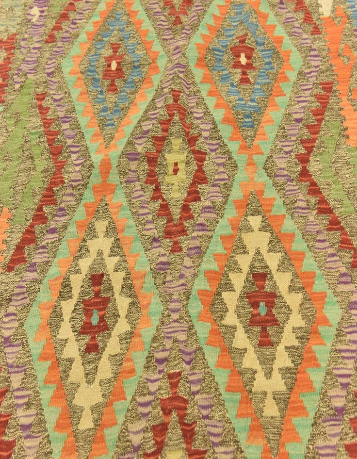 Detail image of  5' 1 x 6' 4  Hand Woven Kilim Maymana Wool Rug