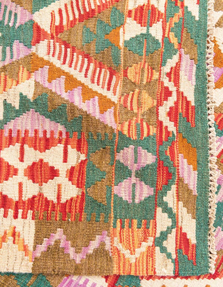 Detail image of 5' 2 x 6' 7 Hand Woven Kilim Maymana Wool Rug