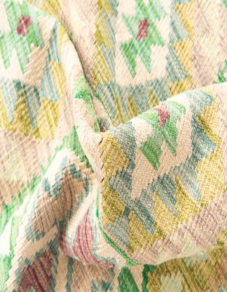 Detail image of  3' 9 x 5' 9  Hand Woven Kilim Maymana Wool Rug