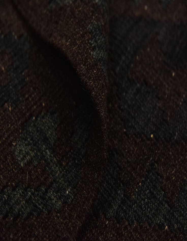 Detail image of  6' x 8'  Hand Woven Kilim Modern Wool Rug