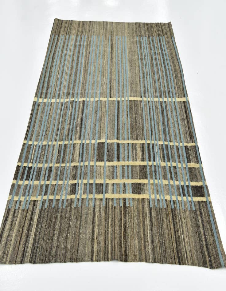 Detail image of  5' 6 x 8'  Hand Woven Kilim Modern Wool Rug
