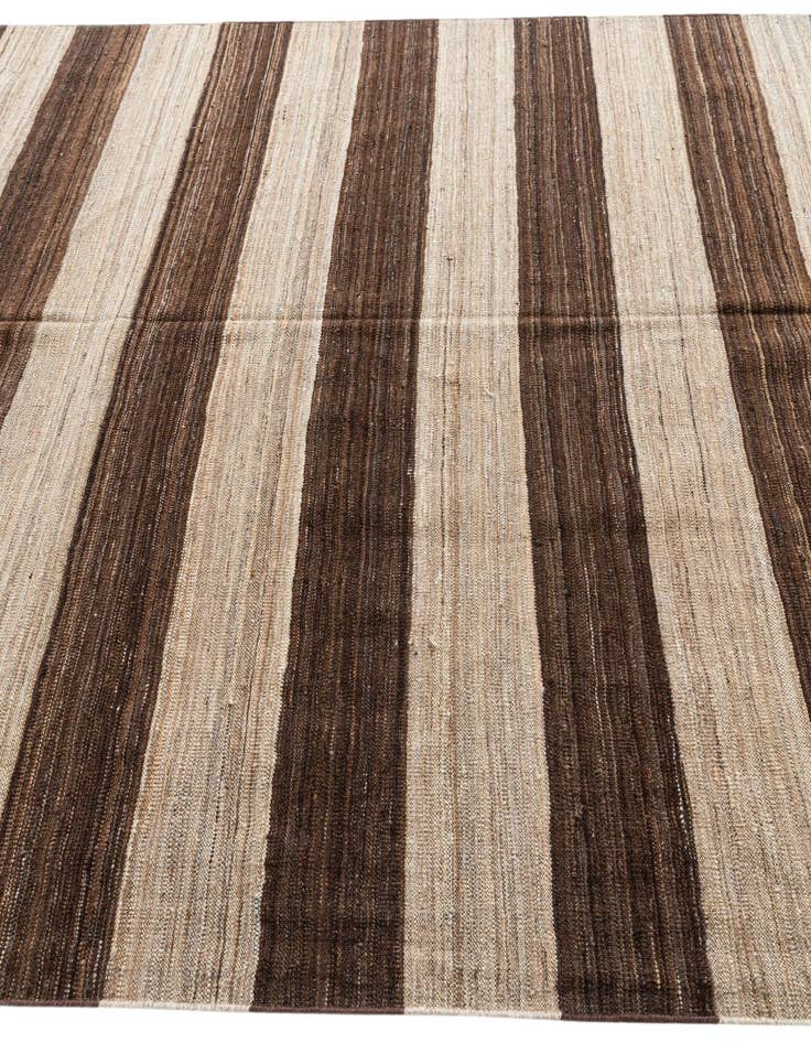 Detail image of  6' 8 x 11' 9  Hand Woven Kilim Modern Wool Rug