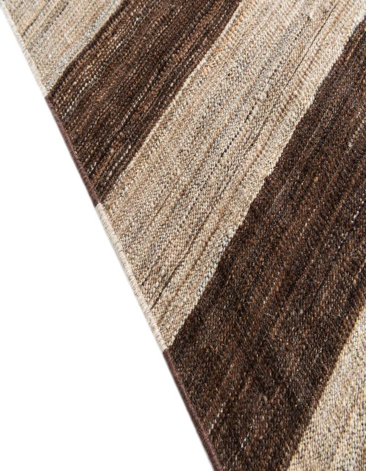 Detail image of  6' 8 x 11' 9  Hand Woven Kilim Modern Wool Rug