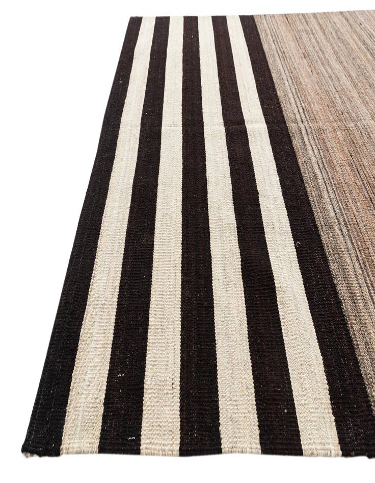Detail image of  4' 5 x 5' 10  Hand Woven Kilim Modern Wool Rug