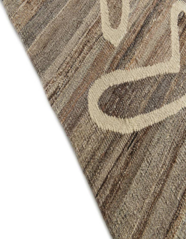 Detail image of  5' 3 x 6' 4  Hand Woven Kilim Modern Wool Rug