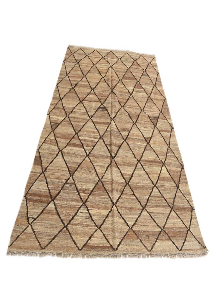 Detail image of  5' 2 x 7' 2  Hand Woven Kilim Modern Wool Rug