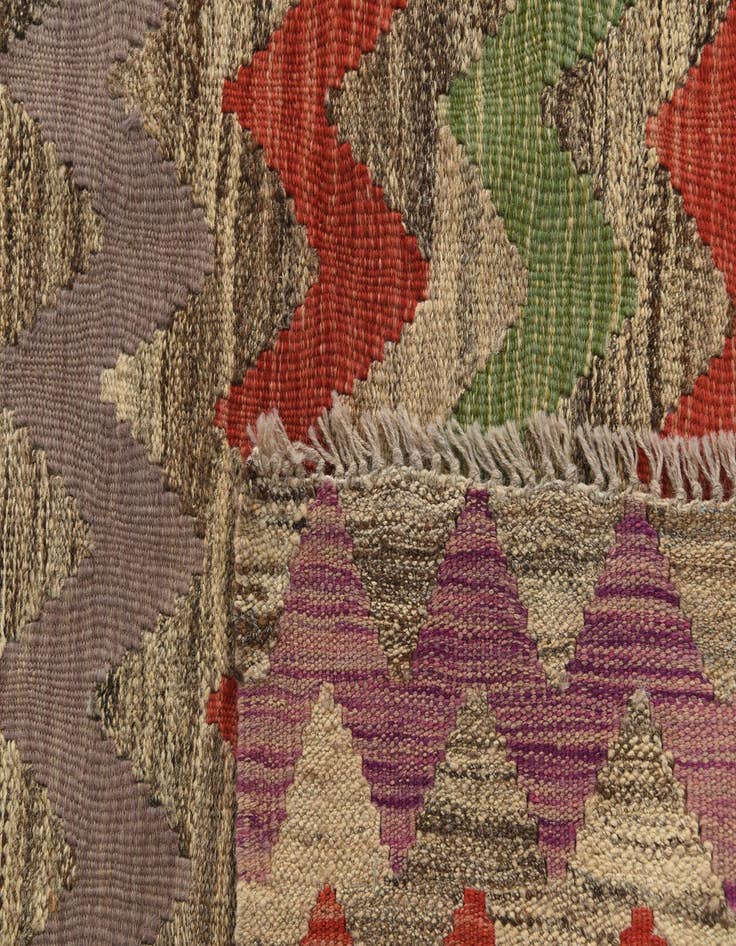 Detail image of  5' 5 x 7' 6  Hand Woven Kilim Modern Wool Rug