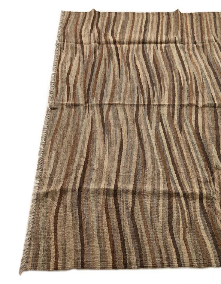 Detail image of  4' 10 x 6' 7  Hand Woven Kilim Modern Wool Rug