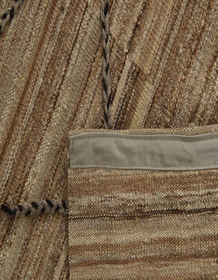 Detail image of  8' 6 x 9' 5  Hand Woven Kilim Modern Wool Rug