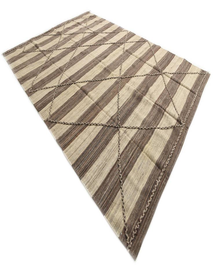 Detail image of  7' 8 x 10' 8  Hand Woven Kilim Modern Wool Rug