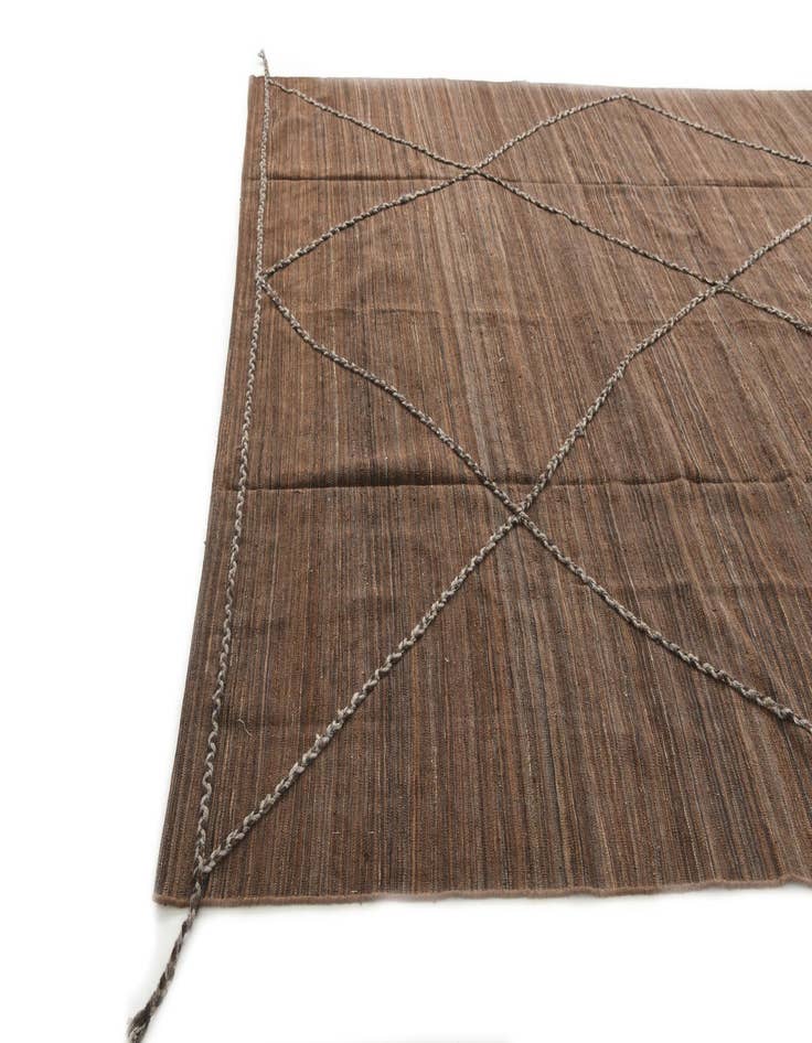 Detail image of  8' 3 x 11'  Hand Woven Kilim Modern Wool Rug